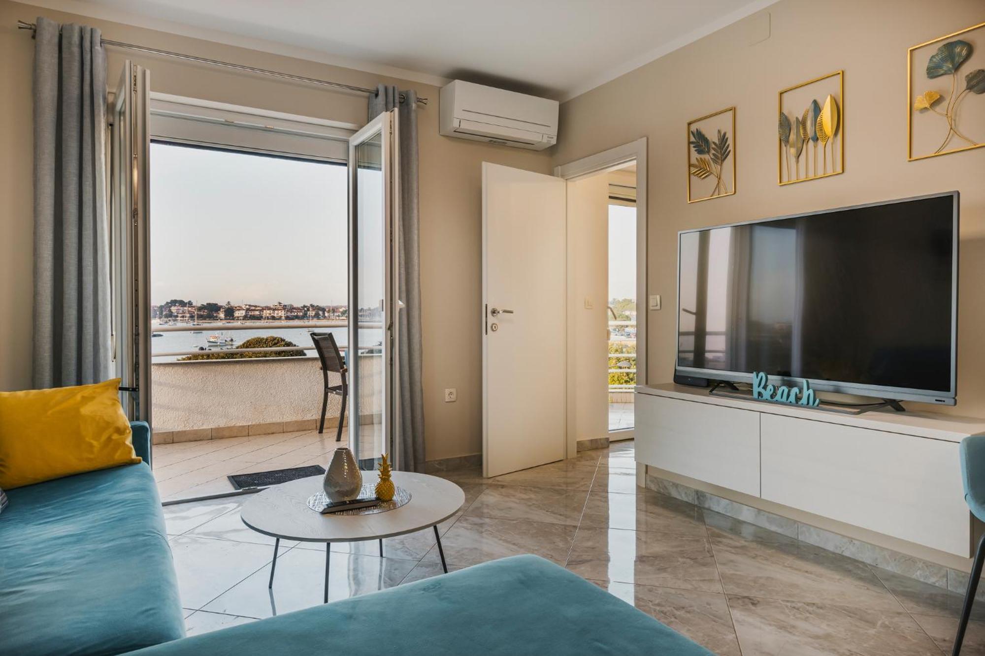 Bluemarine Apartment Umag Ngoại thất bức ảnh