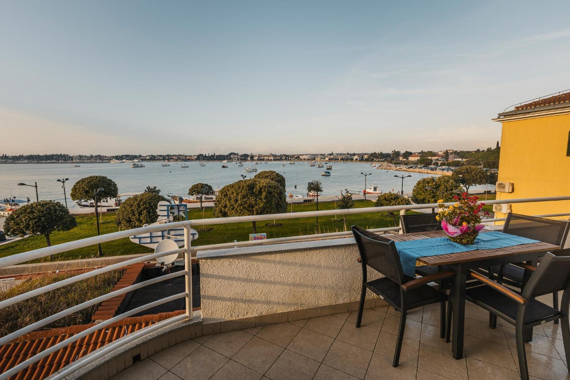 Bluemarine Apartment Umag Ngoại thất bức ảnh
