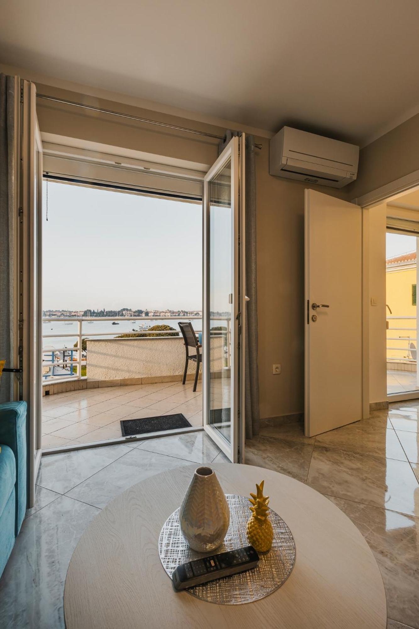 Bluemarine Apartment Umag Ngoại thất bức ảnh