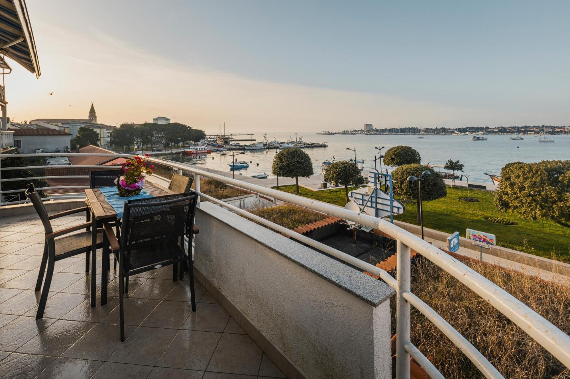 Bluemarine Apartment Umag Ngoại thất bức ảnh